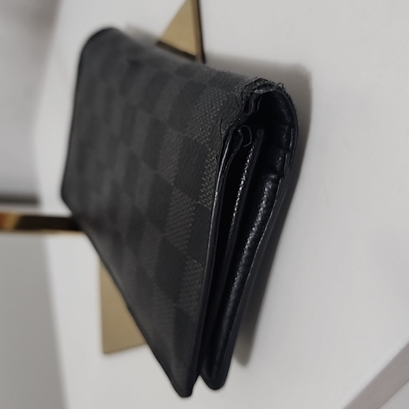 Louis Vuitton Damier Ebene Brazza Long Wallet - Picture 8 of 8